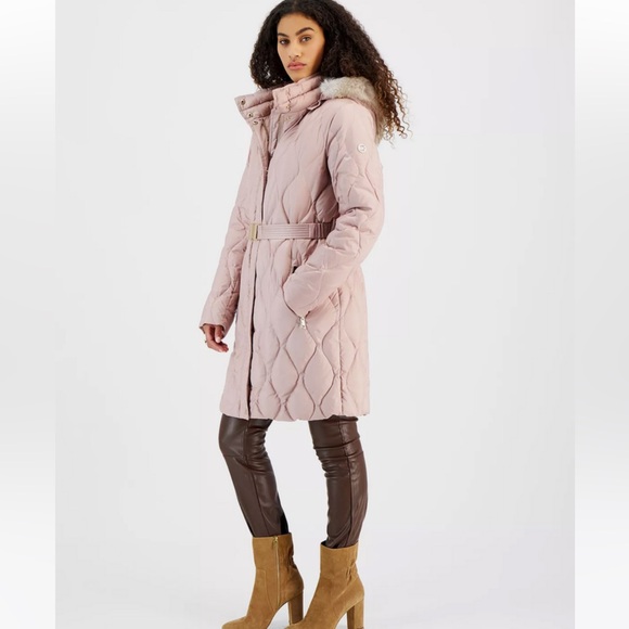 Michael Kors Blush Belted Faux Fur Trim Hooded Puffer Coat size Large - Picture 2 of 10